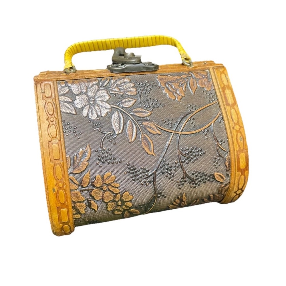 🔥 Vintage 1960’s Mini Floral Embossed Wooden Handbag 4inHx4.5W - Picture 4 of 7